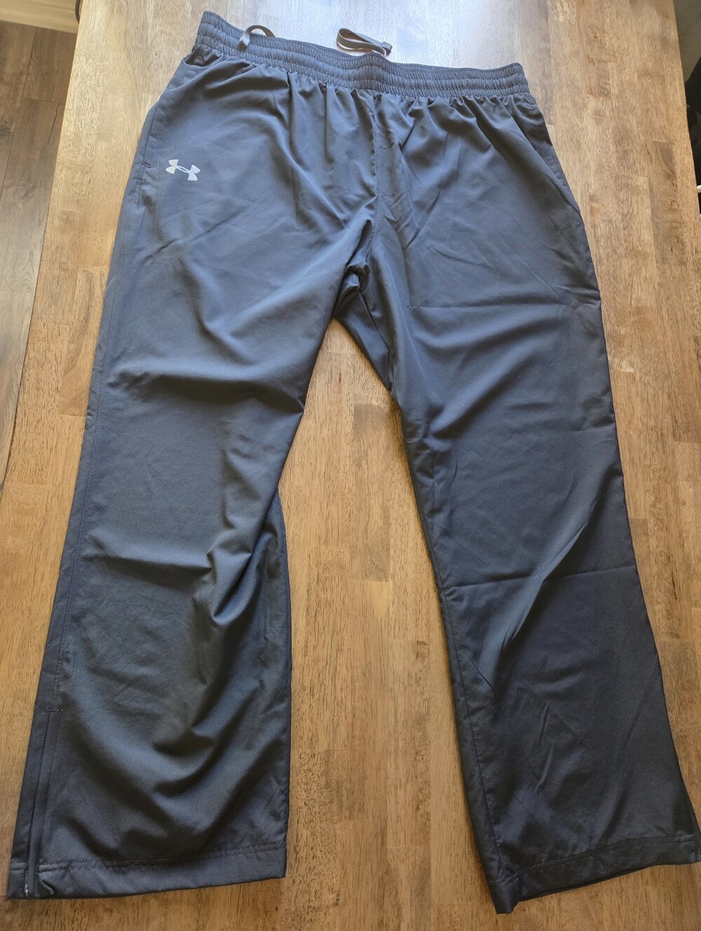 Under Armour Heat Gear Athletic Wind Splash Pants
